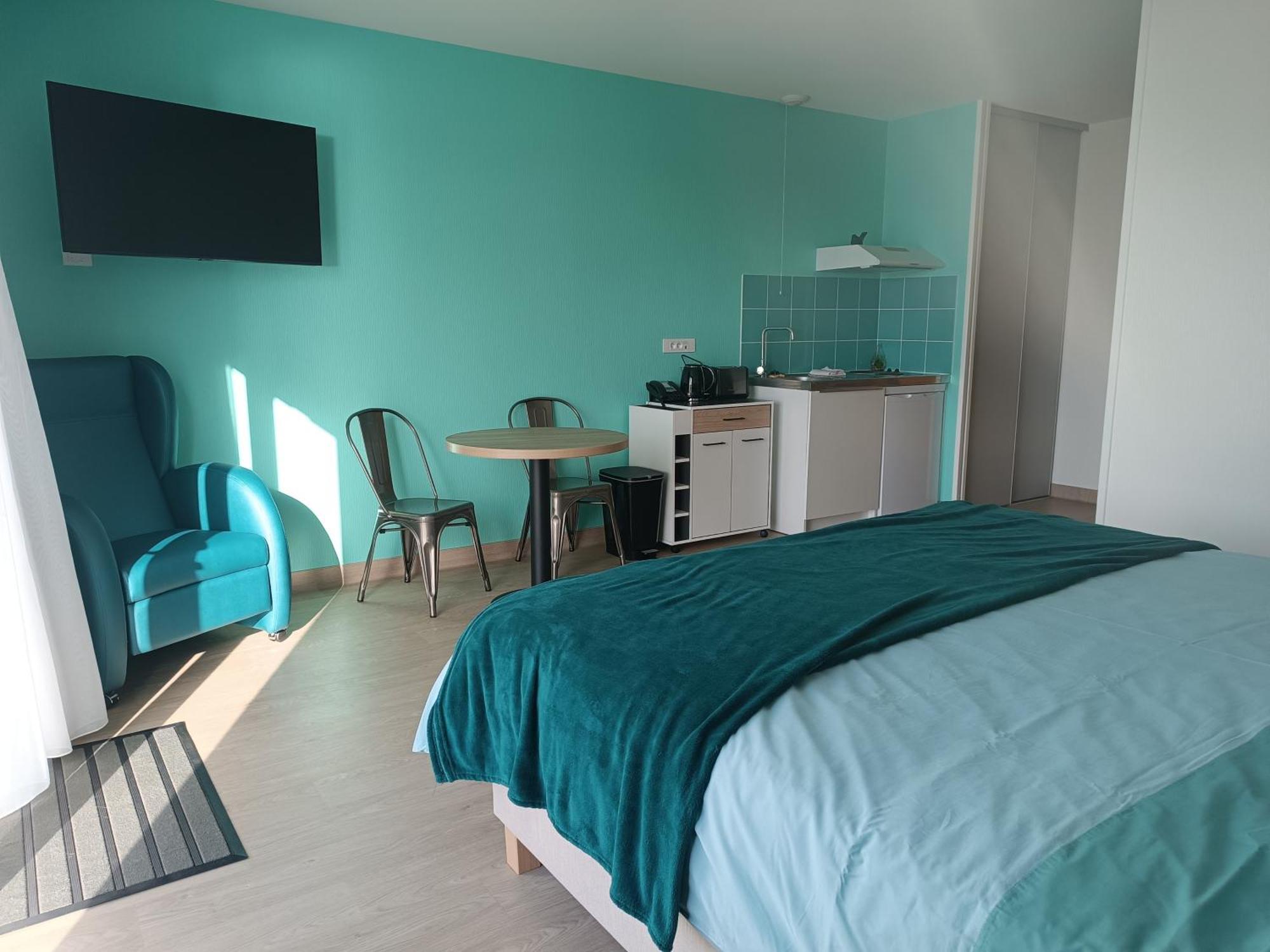 Relais Les Rives Du Lac Coulonges-sur-Sarthe Eksteriør bilde