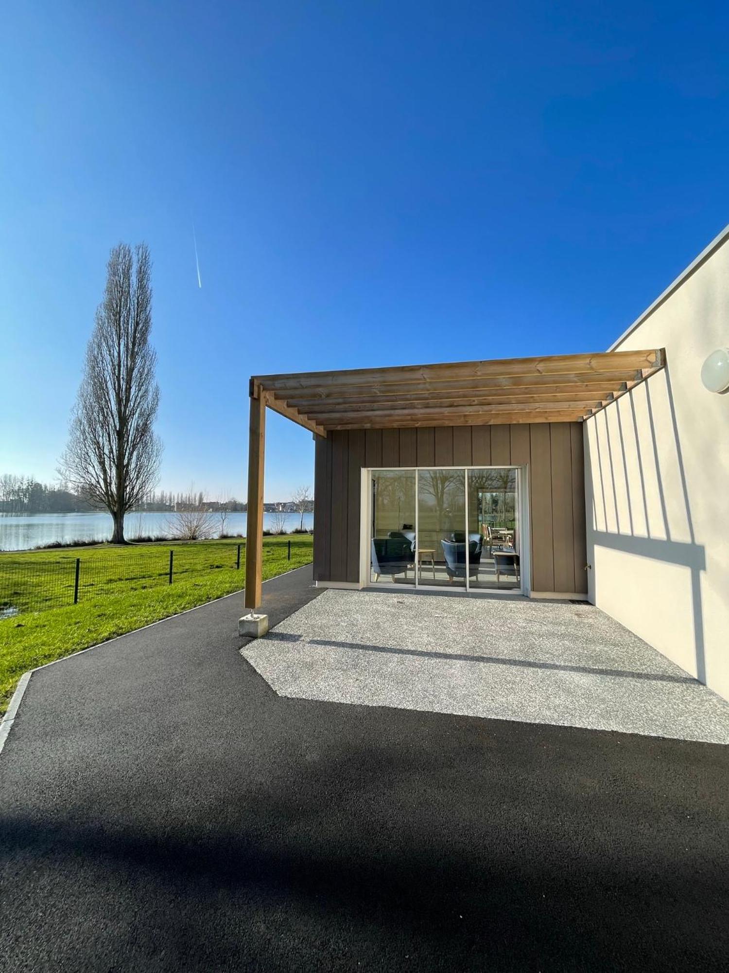 Relais Les Rives Du Lac Coulonges-sur-Sarthe Eksteriør bilde